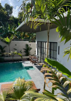 Eden Ubedi Tiny Villa with Private Pool, Piscina Privada